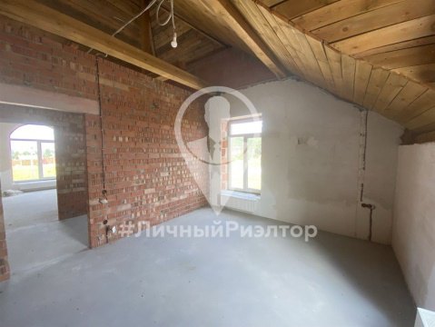 Дом 245м², участок 14 сот.