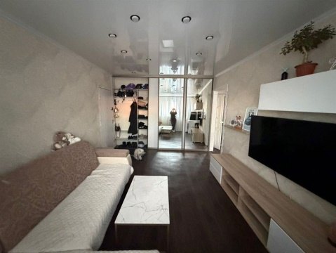 2-к квартира, 5/5 эт., 51м²