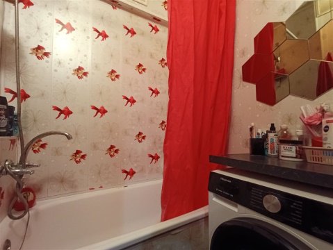 2-к квартира, 1/5 эт., 42м²