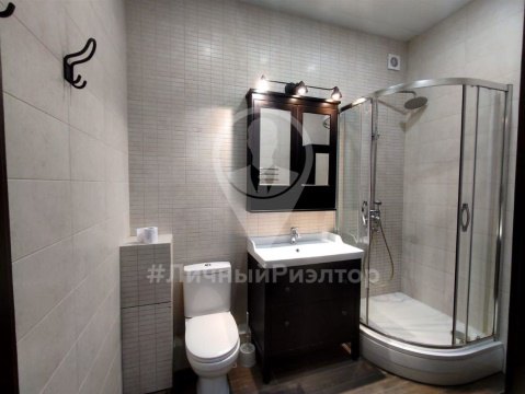 2-к квартира, 6/6 эт., 79м²